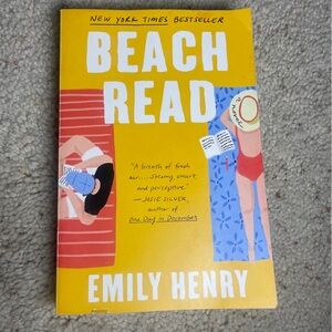 Beach Read by Emily Henry
